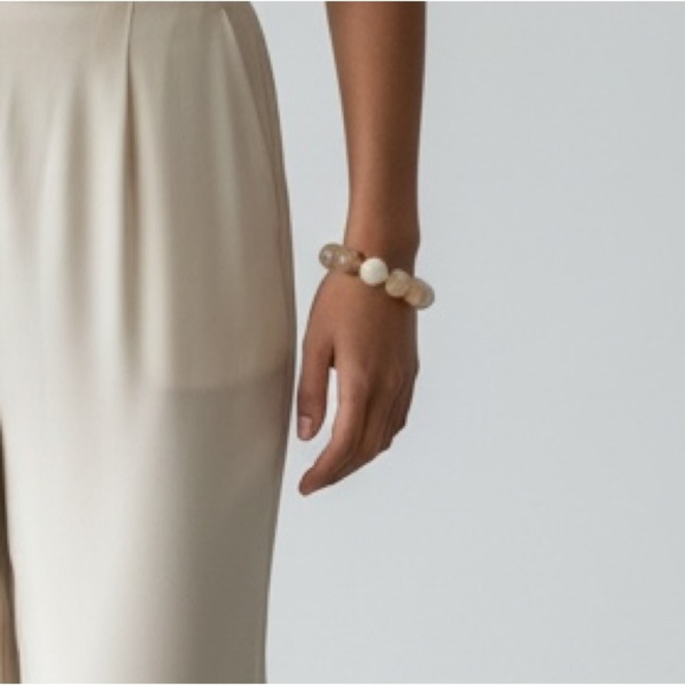 Vintage Goldtone and Moonstone  Cabochon Bracelet